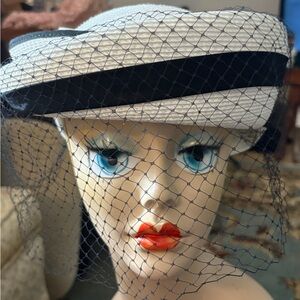 Designed by Sylvia Vintage 50s Stylish Black & White Veiled hat with bow